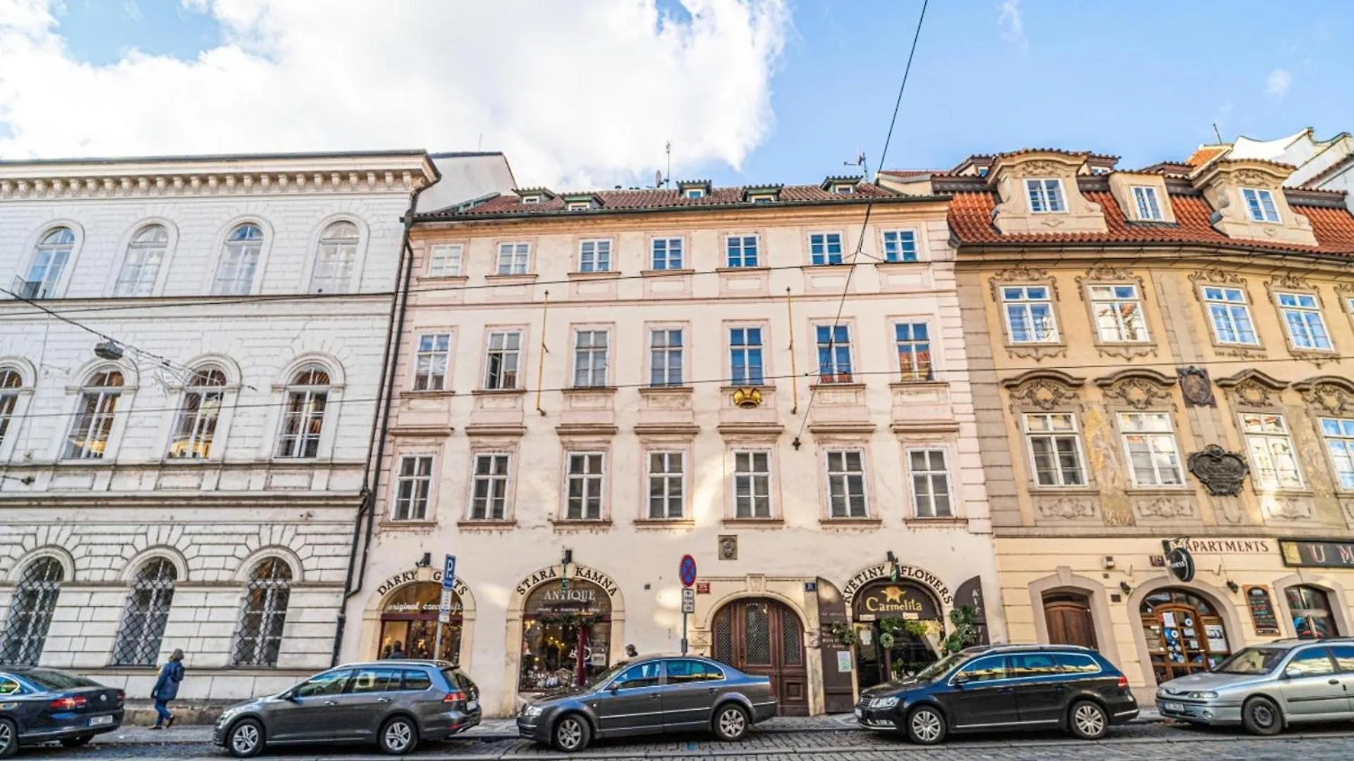 Cozy Mala Strana Apartment In Prague Czech Republic