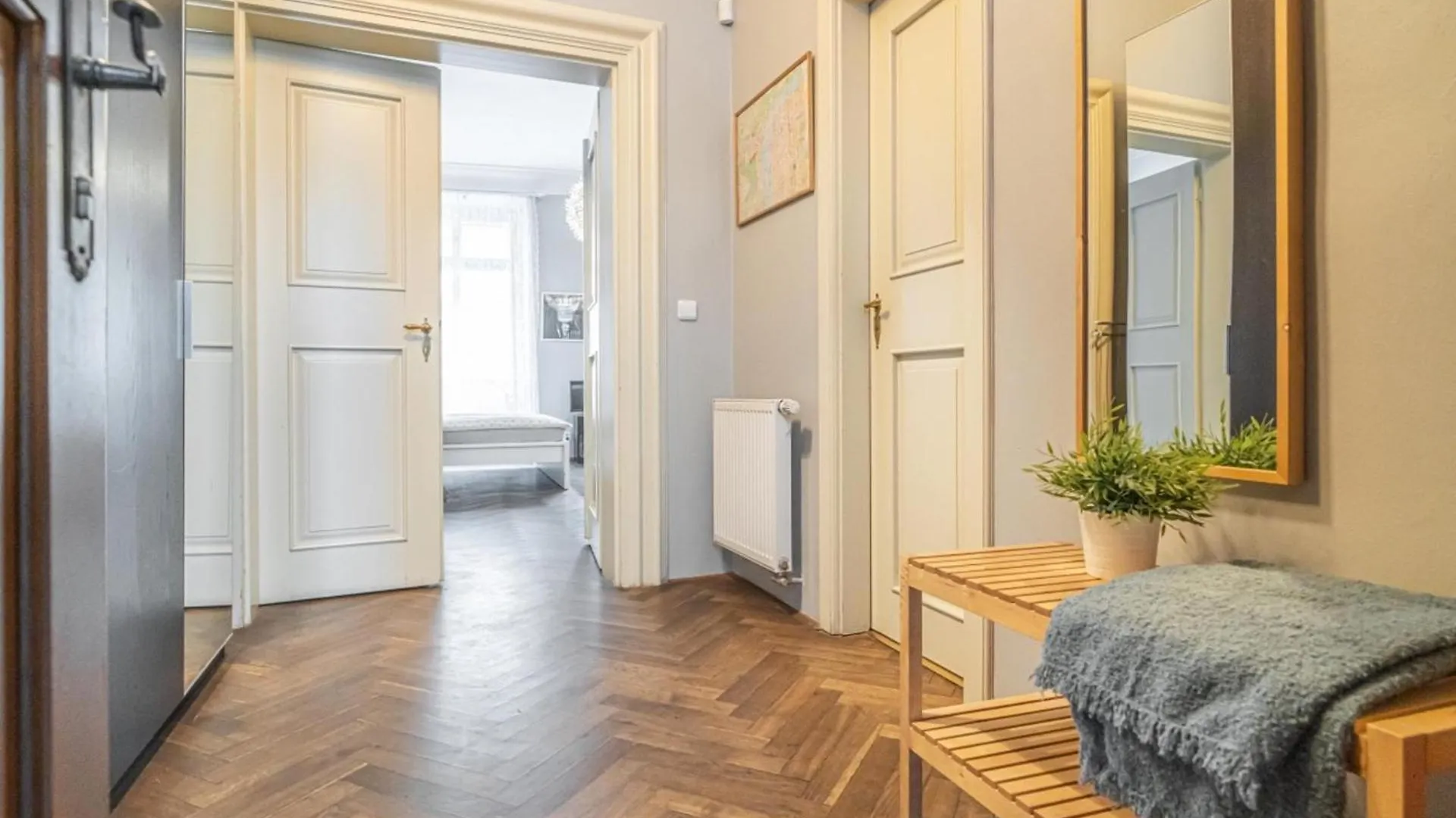 Cozy Mala Strana Apartment In Prague