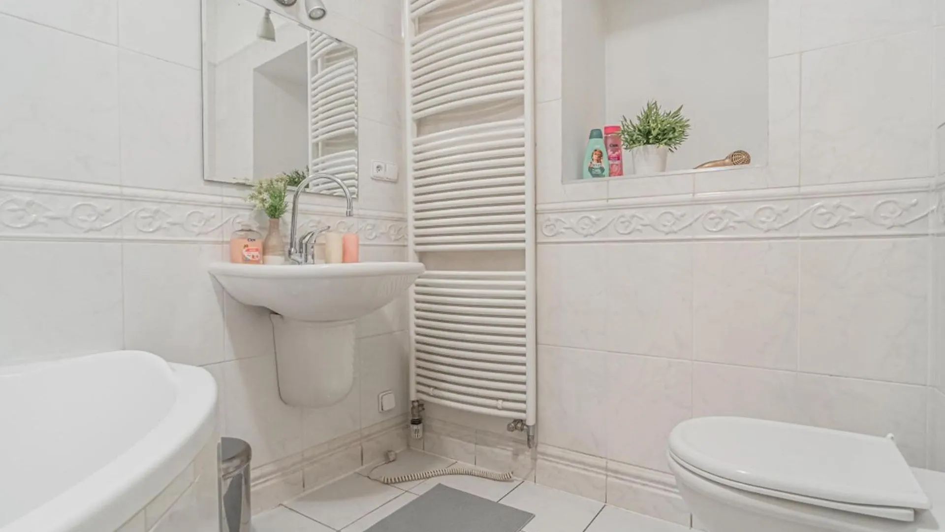 Cozy Mala Strana Apartment In Prague Czech Republic